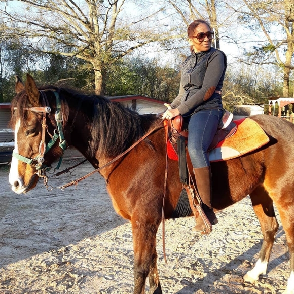 Meet your Posher, Claudette - Picture 12 of 16